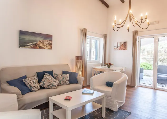 Ocean, Pines And Mountain - Renovated February 2025 - Ac *
